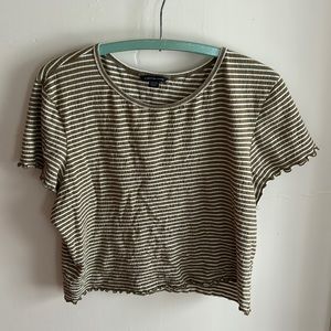 XL American Eagle cropped green and white striped T-shirt